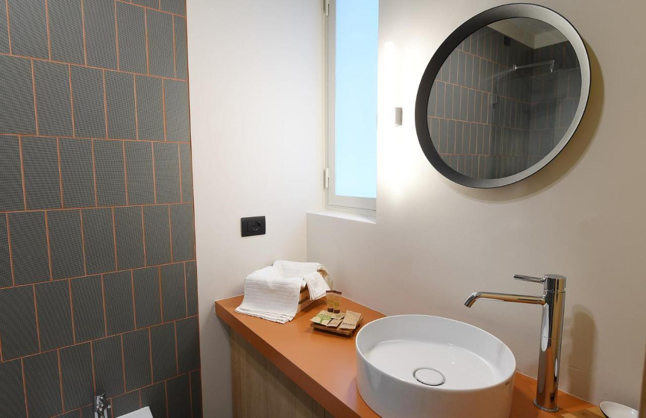La Casa Sugli Archi Bed & Breakfast Salerno Bagian luar foto