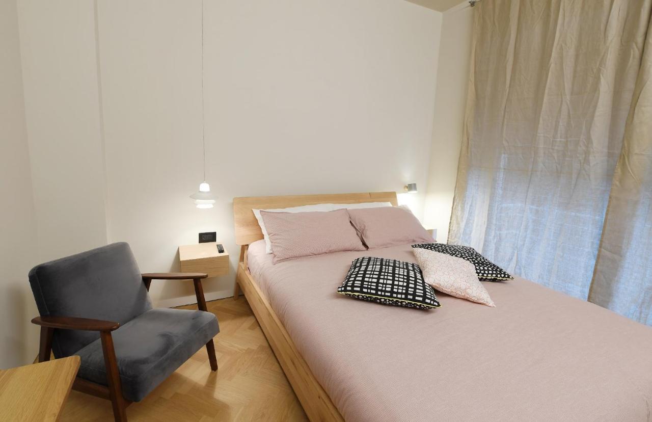 La Casa Sugli Archi Bed & Breakfast Salerno Bagian luar foto