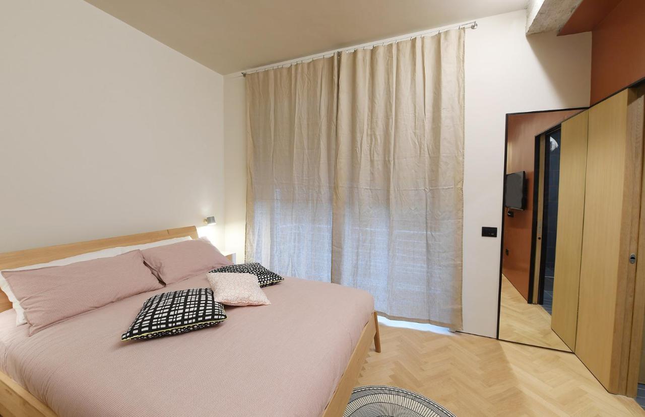 La Casa Sugli Archi Bed & Breakfast Salerno Bagian luar foto