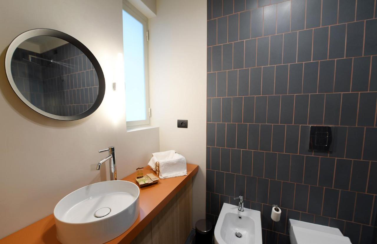 La Casa Sugli Archi Bed & Breakfast Salerno Bagian luar foto